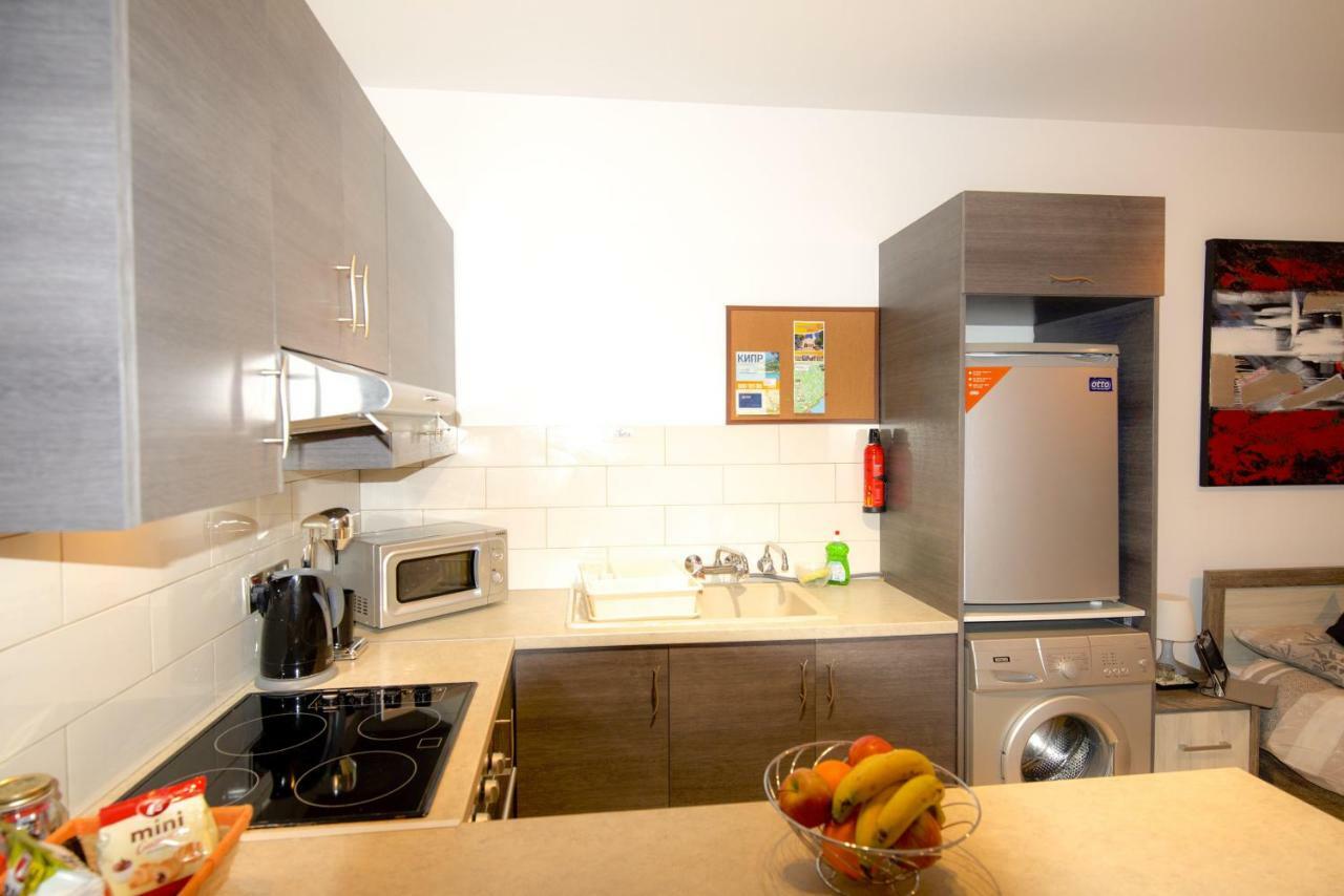 Green Valley Modern Studio Лімасол Екстер'єр фото